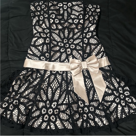 NEW Betsey Johnson dress black lace gold satin drop waist bow corset pouf mini 2 - Picture 2 of 10